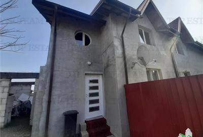 Casa spatioasa cu 8 camere si teren de 801 mp - ideala pentru 2 familii - 22