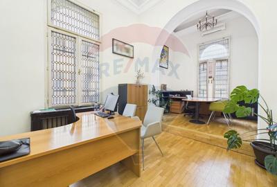 Casă / Vilă de inchiriat | Birouri | Clinici | Ultracentral - 30