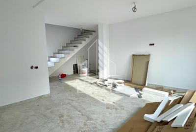 Casă individuală cu 4 camere în Giarmata