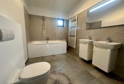 Vilă Elegantă cu Piscină Privată în Corbeanca - 15