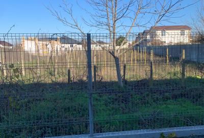 Stefanesti de Jos  Str Stadionului  teren intravilan 3000mp deschidere  50ml - 10