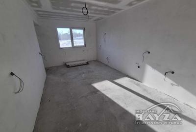 Comuna Rus, casa P+E, teren 1200 mp - 16