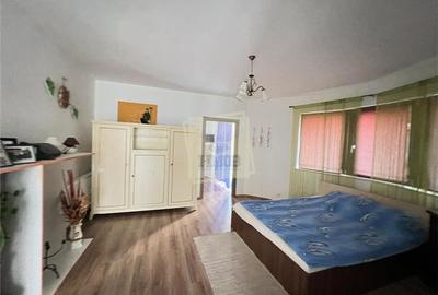 Casa  260 mpu 7 camere 5 bai filigorie teren 500 mp Selimbar - 16