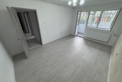 Apartament cu 2 camere decomandat în Tomis III