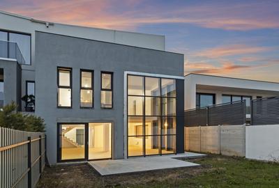 Duplex cu 5 camere în Central