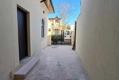 Casa 3 camere, curte individuala, zona Stefan cel Mare - 1