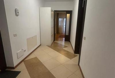 2 camere 68 mp, etaj 3 bloc Iasicom zona Podul de Fier - 16