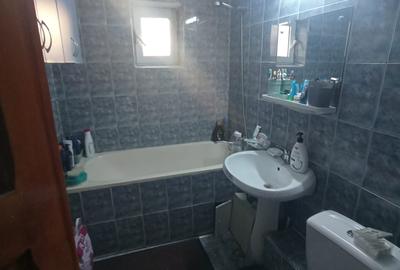 Apartament 3 camere DECOMANDAT, Nicolina 2, etaj 2, suprafata generoasa! - 10