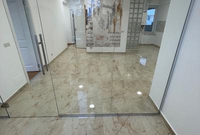 Apartament cu 4 camere decomandat în Sisești