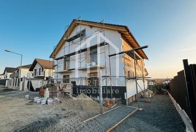 Casa de tip duplex - 110 mp utili, curte de 175 mp - Calea Cisnadiei - 1