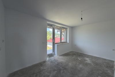 Duplex 6 camere | 238 MP | 576 MP teren | Zona Penny Micesti | - 2