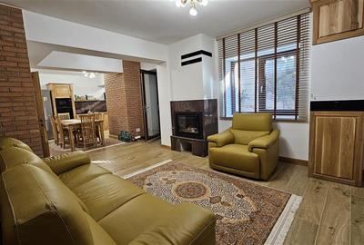 Casa renovata 200mp pe 2 niveluri,parcare, curte cu foisor,Centru, str.Nicolae B - 20