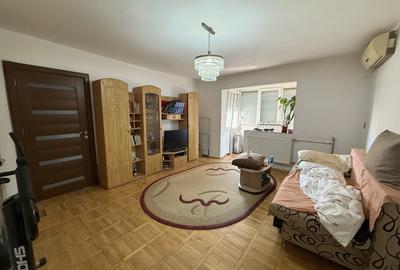 Apartament cu 2 camere semidecomandat, mobilat în Șagului