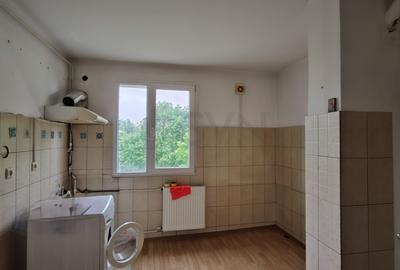 REA1018432 Apartament  3 Camere de Vanzare Berceni Sector 4 - 7