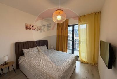 Apartament cu 2 camere semidecomandat, mobilat în Pipera