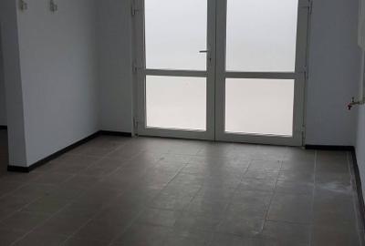 Proprietar - Blv., posibil rez+com, cu chirias, potențial ridicat - 1