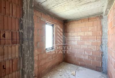 Jumatate de duplex cu 4 camere de vanzare in Giroc - 5