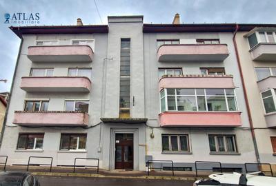 Ultracentral, Centrul Civic, 3 camere, retras de la bulevard