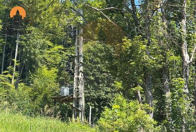 Teren intravilan 2.180 mp în Predeal cu platformă betonată 1.000 mp și trafo - 2