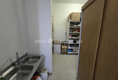 VANZARE SPATIU COMERCIAL -Parter, in zona 9 Mai - 10
