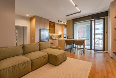 Apartament cu 2 camere semidecomandat, mobilat în Central