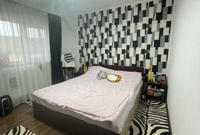 Apartament cu 3 camere, mobilat în Lipovei