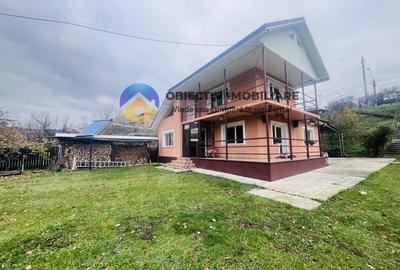 Casă individuală cu 3 camere în Sud-Vest