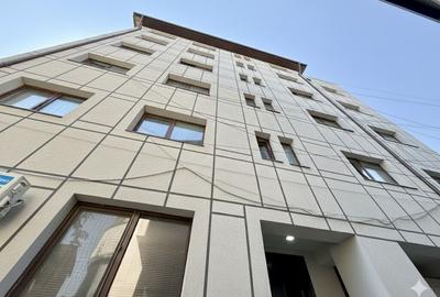 Birou, de 602 mp, în Splaiul Unirii