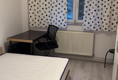 Apartament cu 4 camere semidecomandat, mobilat în 1 Decembrie 1918