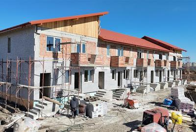Apartament 3 camere cu Gradina si terasa,Valea Lupului Rediu - 2