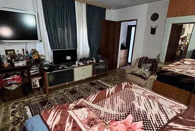 Casa Buzaului - Bis. Sf. Treime , 164mp construiti  teren 353 mp, cu 13m deschid - 6
