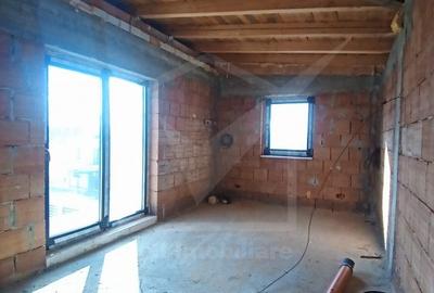 Casa cu arhitectura unica, 257 mp utili, 725 mp teren, Tineretului - 5