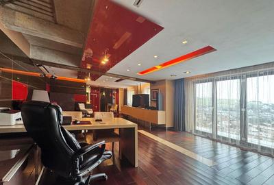 PENTHOUSE EXCLUSIVIST - 6