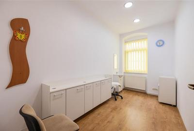 Casa pretabila: rezidential/ comercial/ servicii  Central, Fagaras - 7