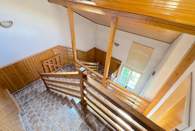 Casa Individuala - 10 Camere -Birouri - Hotel - Camin - 990 MP Teren - 288 utili - 20