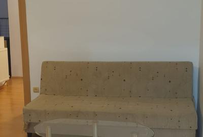 Apartament cu 2 camere semidecomandat, mobilat în Girocului