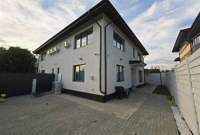 Duplex cu 5 camere în Central