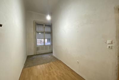 COMISION 0, PALATUL MIKSA STEINER, 3 Camere, 78 MP, Et 1, Piata Unirii - 8