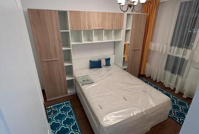 Ap 3 cam, ultracentral, et 8. Preț 450 eur/ lună - 4