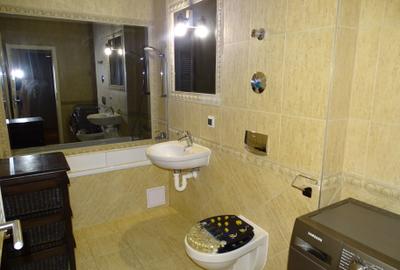 Inchiriez apartament DECOMANDAT 3 camere cu parcare si boxa - 9