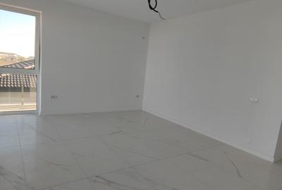DEZVOLTATOR | 2 CAMERE| TERASA 18 MP | Braytim-COMISION 0 - 5