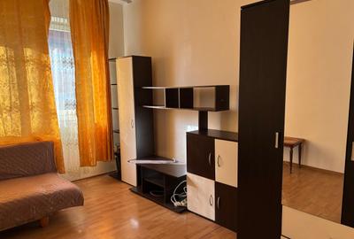 Garsoniera mobilata, zona Astra-Carpatilor - 1