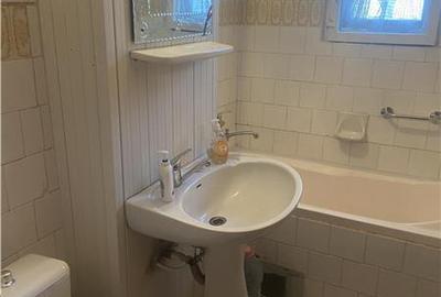 Apartament 3 camere , zona Gara ,  58 mp ,et 3 din 4 , mobilat , centrala termic - 11
