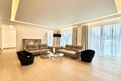 Apartament cu 5 camere decomandat, mobilat în Kiseleff