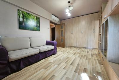 Apartament cu 2 camere semidecomandat în Lacul Tei