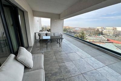 Apartament cu 4 camere, mobilat în Sisești