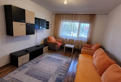 Apartament cu 2 camere decomandat în Sud