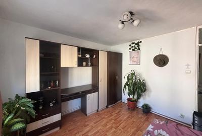 Apartament 2 camere | Decomandat | 54 mp | Independenței - 7