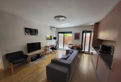 Apartament cu 2 camere semidecomandat, mobilat în Domenii