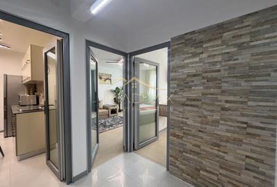 Apartament cu 2 camere decomandat, mobilat în Eroii Revoluției